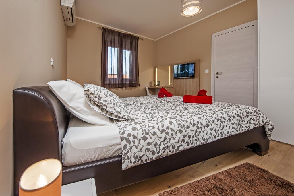 Apartment Panoss Rovinj Buitenkant foto